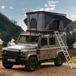 Hard shell rooftop tent for SUV