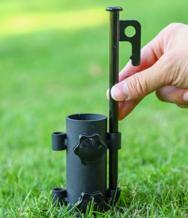 Tent pole fixed holder